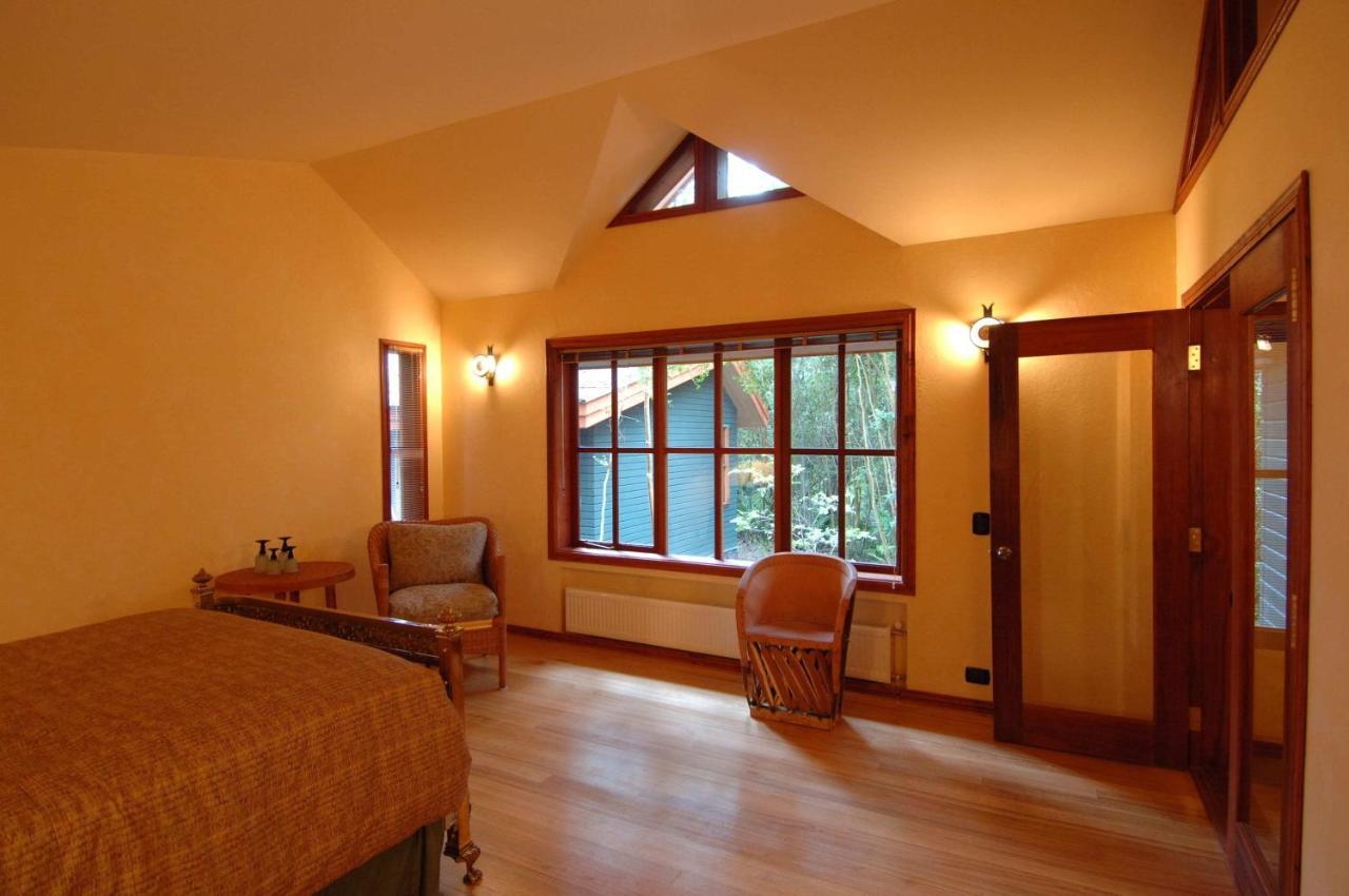 Yan Kee Way Lodge Bungalow Пуэрто-Варас Экстерьер фото