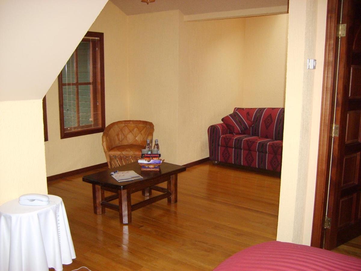Yan Kee Way Lodge Bungalow Пуэрто-Варас Экстерьер фото
