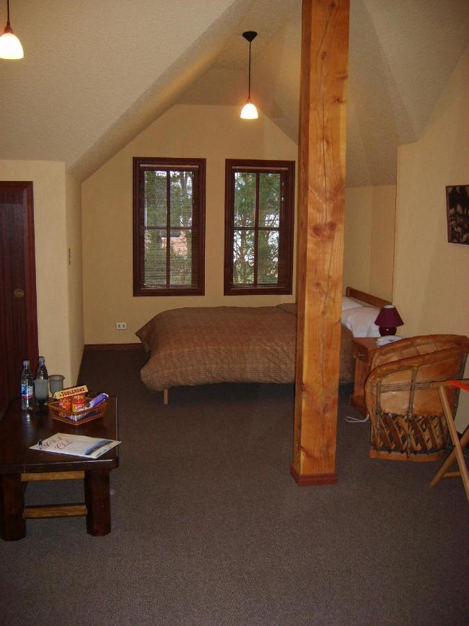 Yan Kee Way Lodge Bungalow Пуэрто-Варас Экстерьер фото