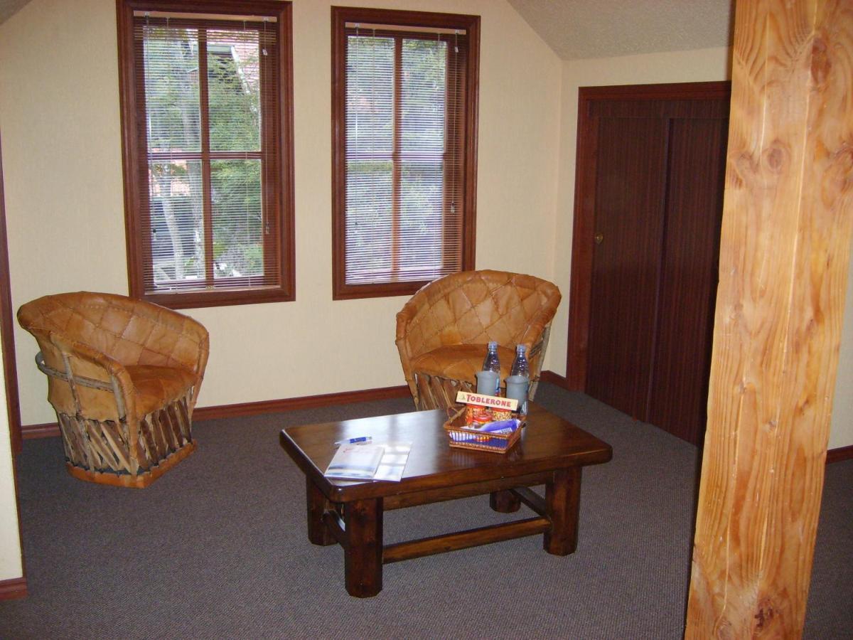 Yan Kee Way Lodge Bungalow Пуэрто-Варас Экстерьер фото